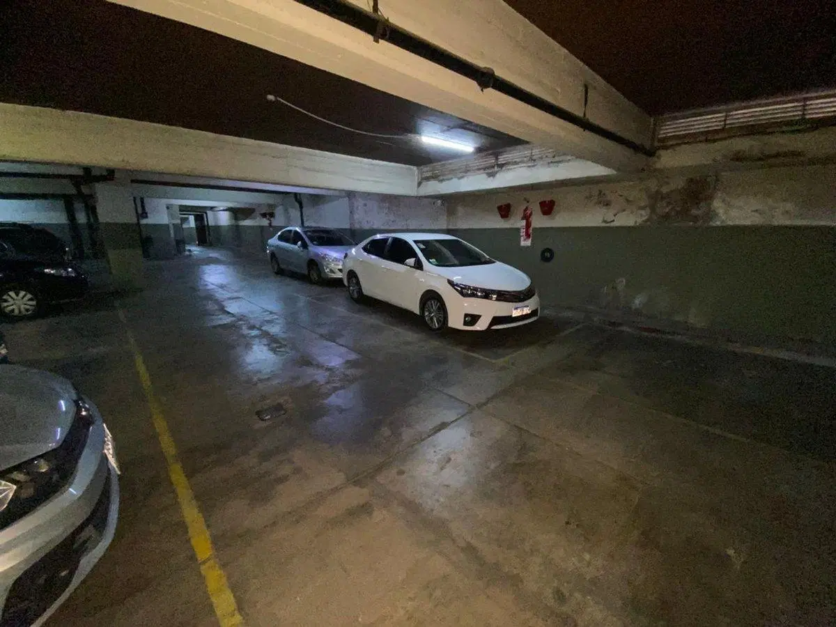 VENTA DPTO 3 AMB  EN CABALLITO CON PATIO Y COCHERA 5