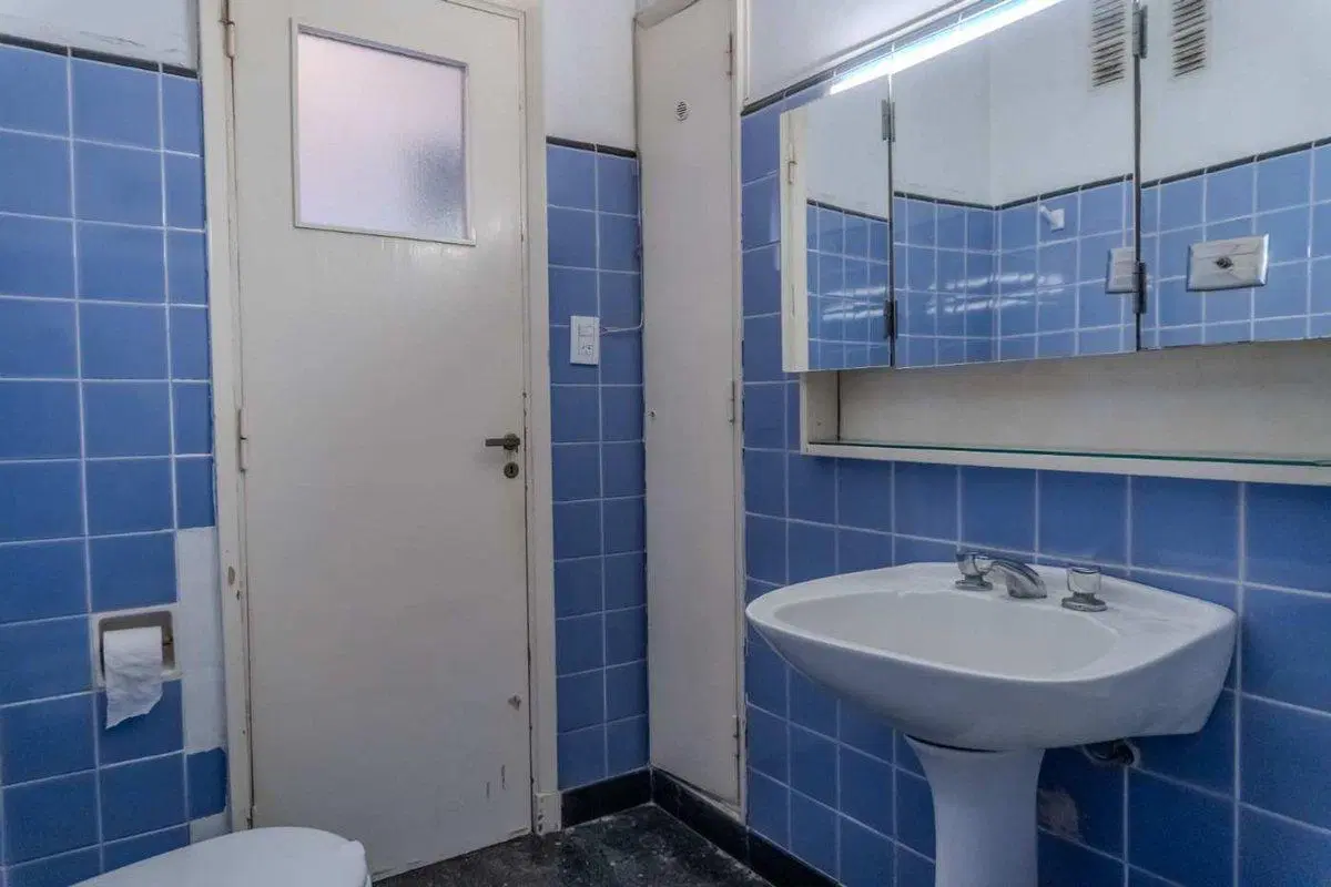Venta Depto 3 Amb con dependencia y balcón Devoto 2