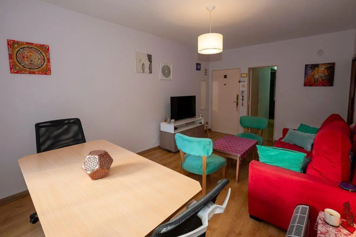 Venta depto 4 amb, dep. servicio, balcon. Almagro 5