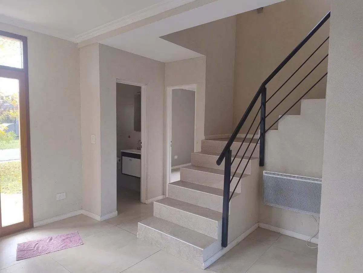 Casa 6 ambientes  alquiler en Maschwitz con pileta 2
