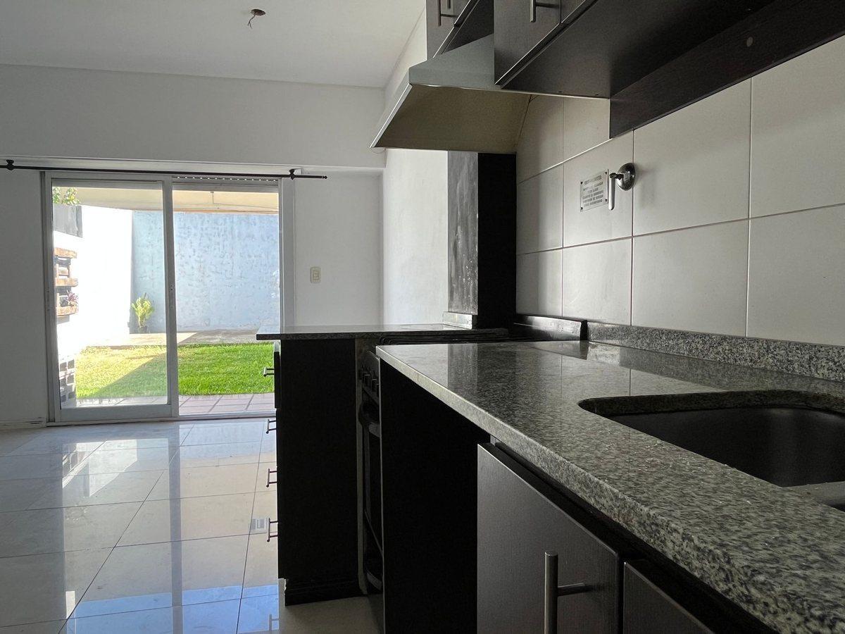 Foto de MONOAMBIENTE CON JARDIN EN VENTA, SÁENZ PEÑA, imagen 5