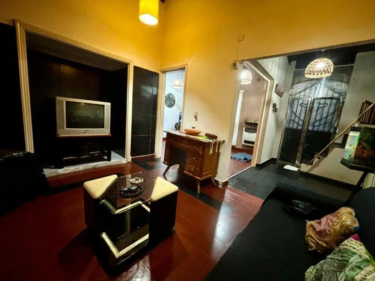 VENTA CASA MULTIFAMILIAR EN TIGRE CENTRO 8