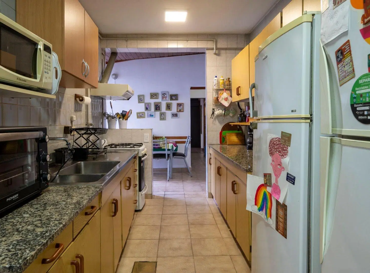 VENTA DPTO 5 AMB CON PATIOS Y PARRILLA EN FLORES 2
