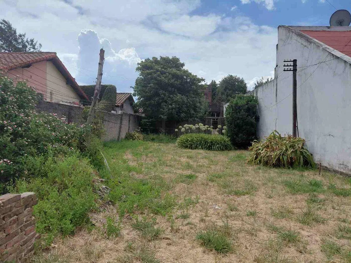 Lote excelente zona de Villa Luzuriaga NUEVO VALOR 3