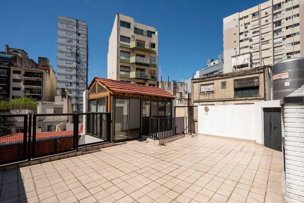 Venta PH 4 amb, patio, terraza, quincho, Caballito 5
