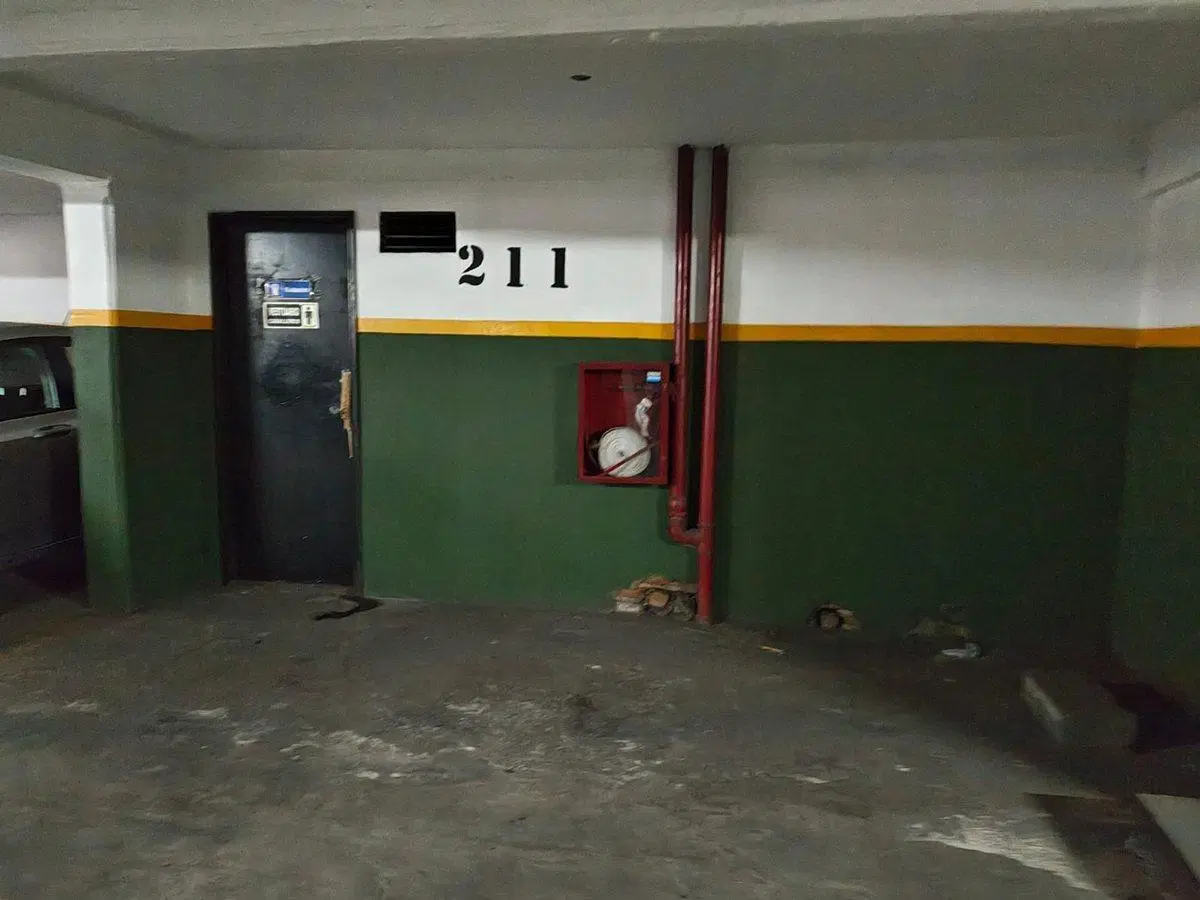 VENTA COCHERA EN RECOLETA OPORTUNIDAD! 3