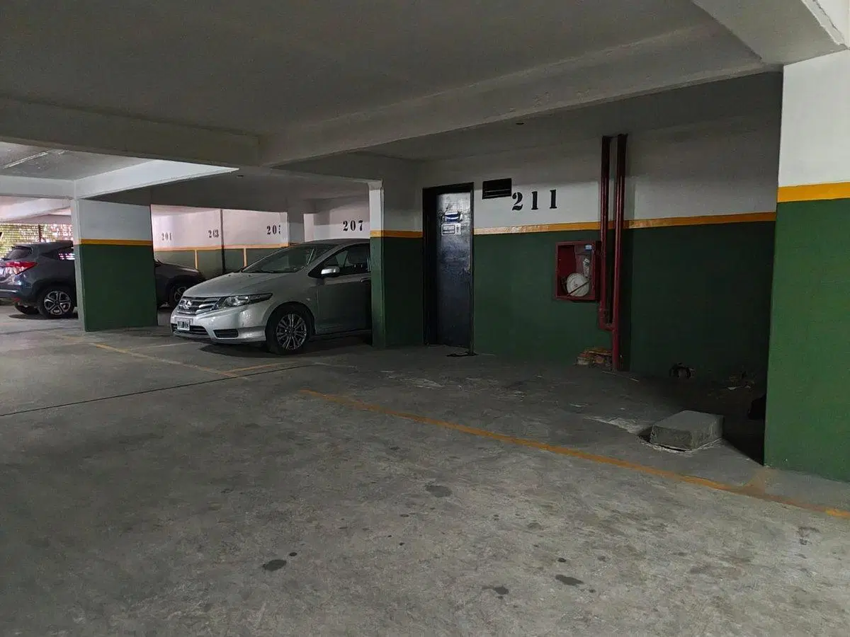 VENTA COCHERA EN RECOLETA OPORTUNIDAD! 4