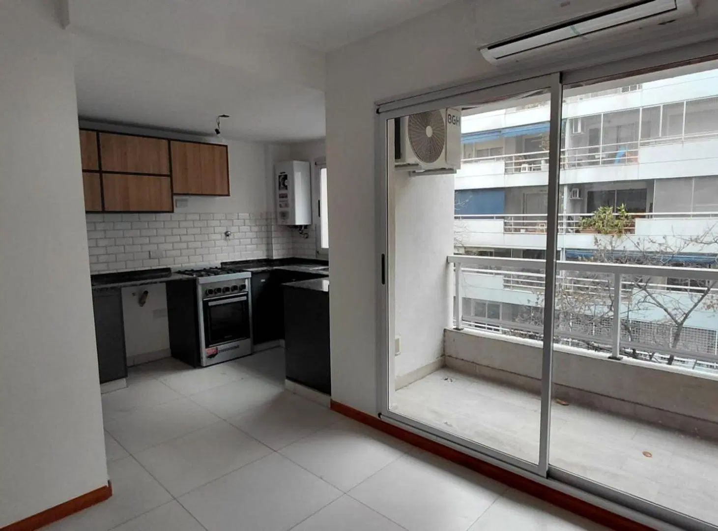 Alquiler Departamento 2 ambientes s/exp V. Crespo 3
