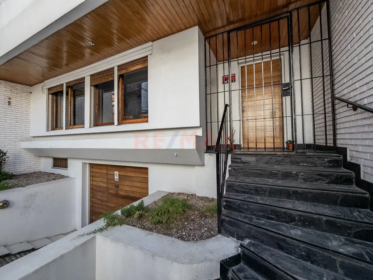 CASA 4 AMBIENTES VENTA EN CABALLITO GARAGE PATIO 4
