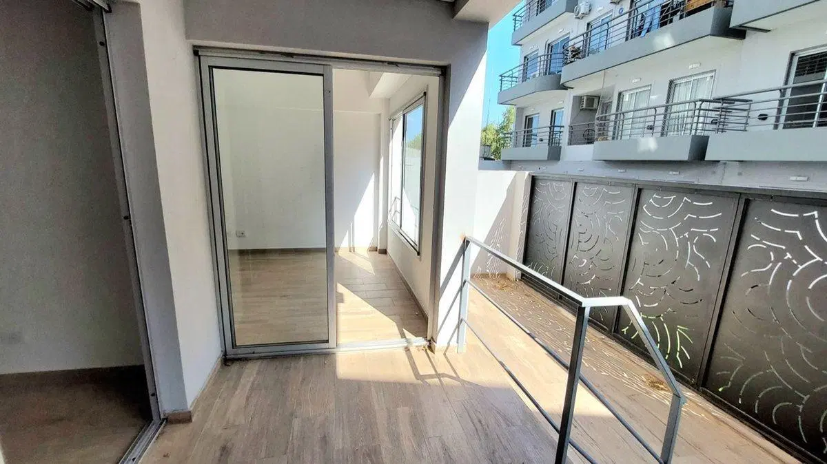 VENTA DPTO DUPLEX VILLA MITRE 2 AMB ESTRENAR PATIO 2