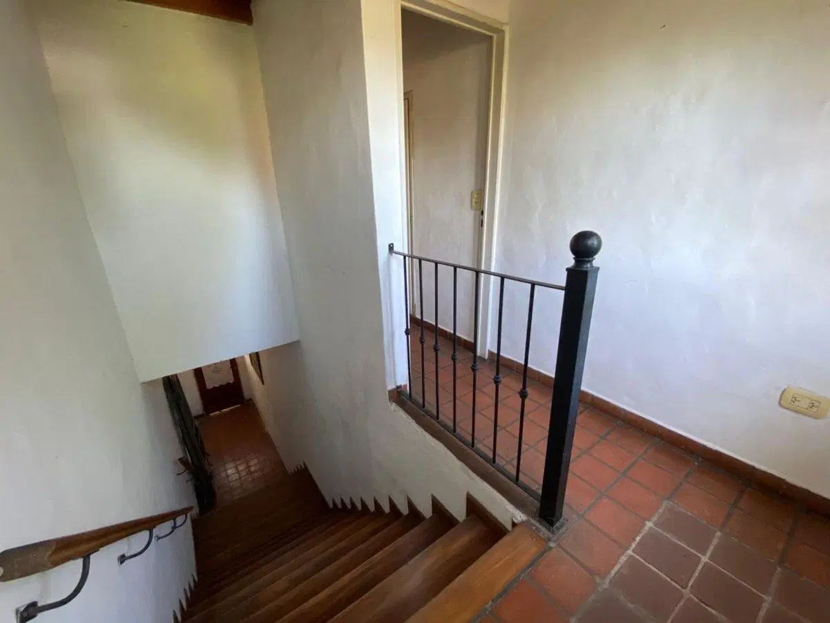 Venta Locales vivienda Jardin Pileta Loma Hermosa 3