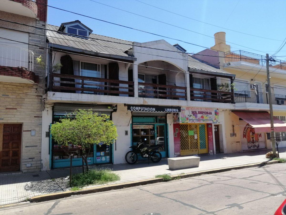 Venta Locales vivienda Jardin Pileta Loma Hermosa