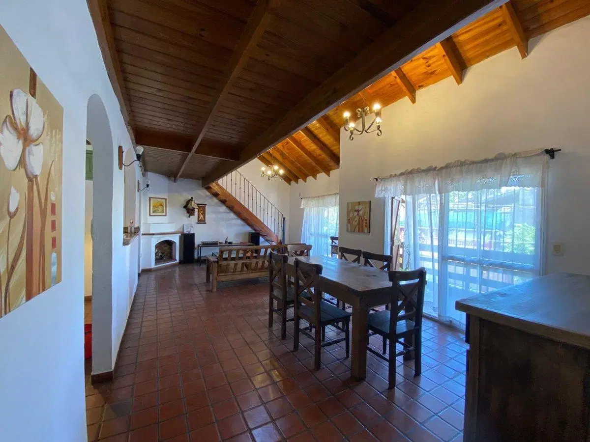 Venta Locales vivienda Jardin Pileta Loma Hermosa 2