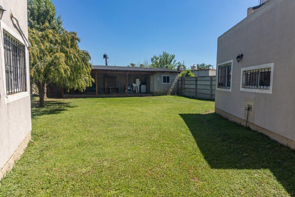 CASA EN VENTA 3 AMB PILAR,PRESIDENTE DERQUI