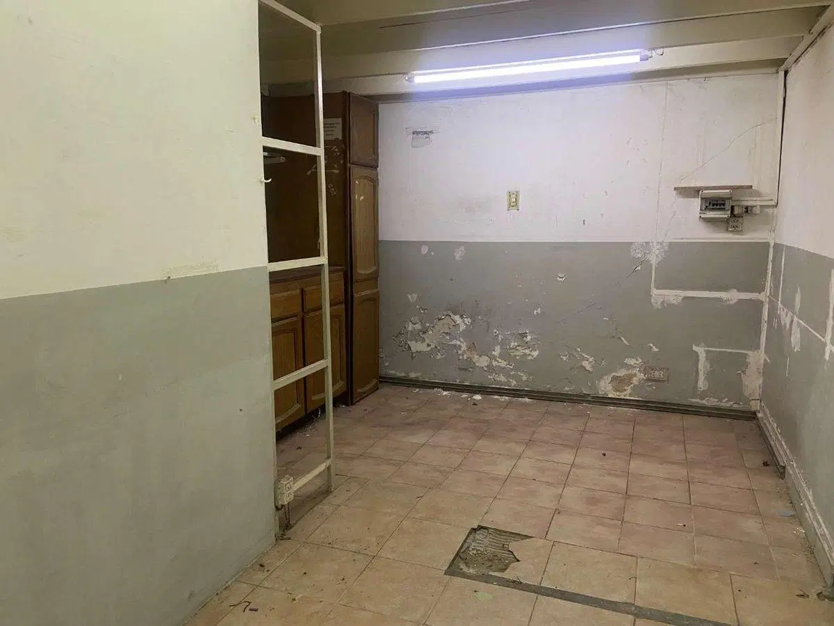 LOCAL VENTA GALERIA CENTRO COMERCIAL RAMOS MEJIA 5