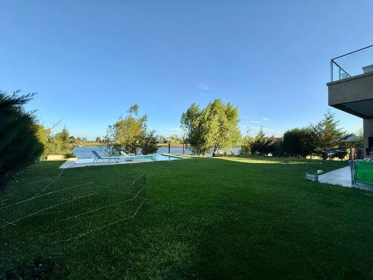 Venta casa al lago Santa Isabel Maschwitz 3