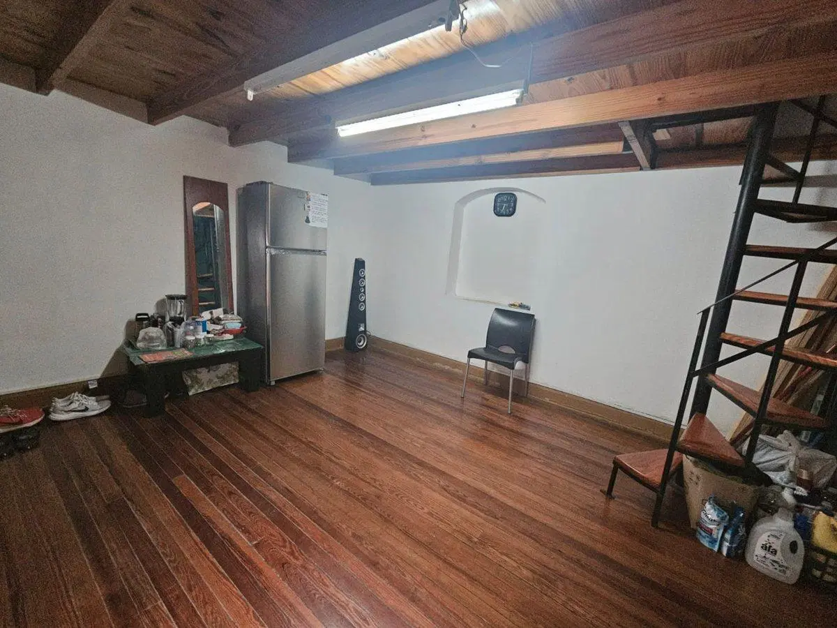 Departamento Venta 3ambientes por escal. Monserrat 4