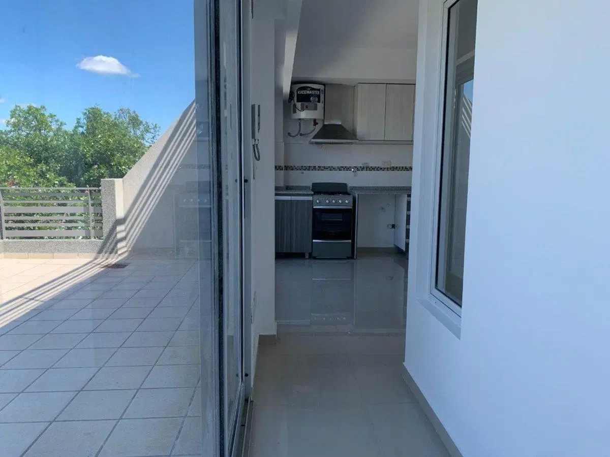 Dpto 2 amb P. Chacabuco balcón aterrazado parrilla 4