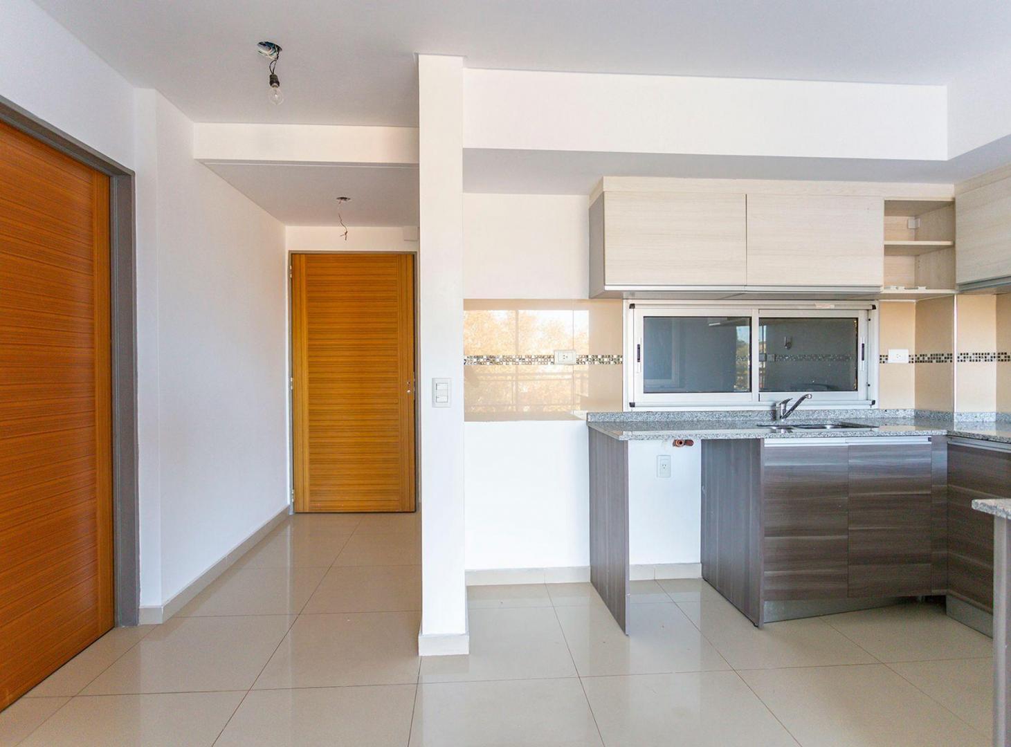 Foto de Venta Dpto 3amb Urquiza parrilla cochera baulera, imagen 5