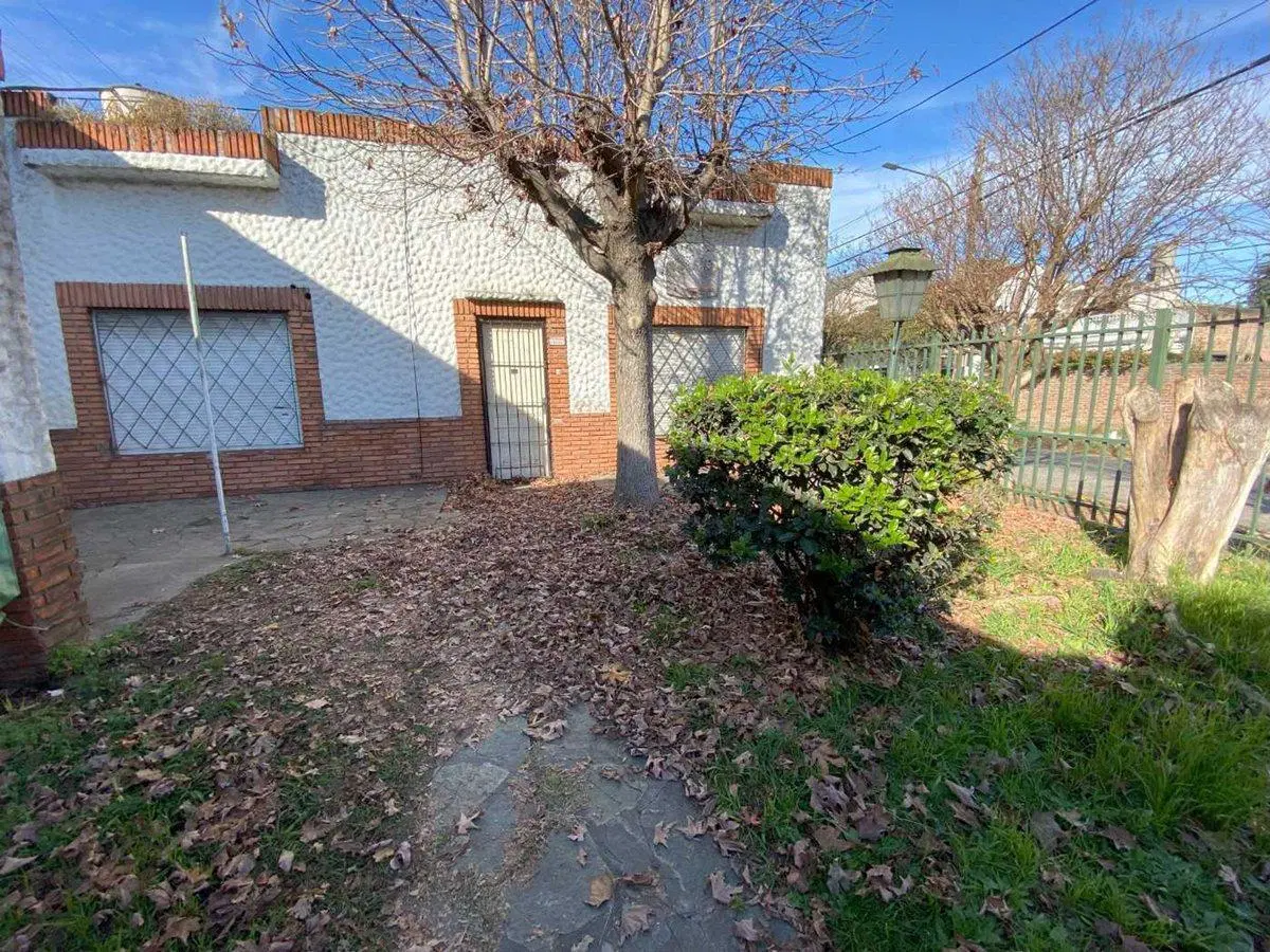 Venta Casa a Reciclar-Parque, Cochera-Ciudadela 2