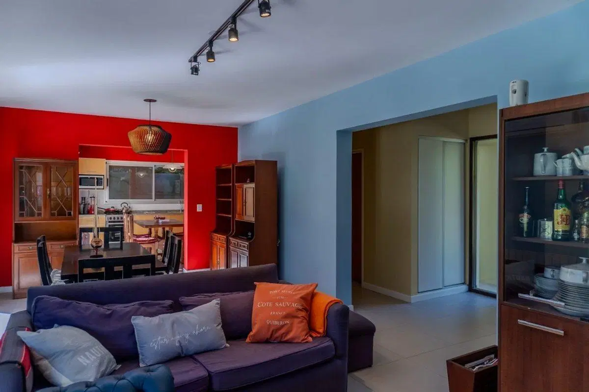 VENTA CASA DE 4 AMBIENTES. BARRIO SANTA CLARA 5