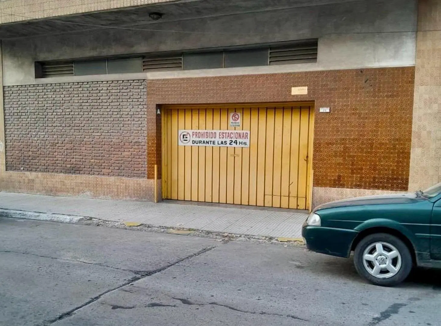 Venta cochera cubierta baulera Ramos Mejía Norte 4