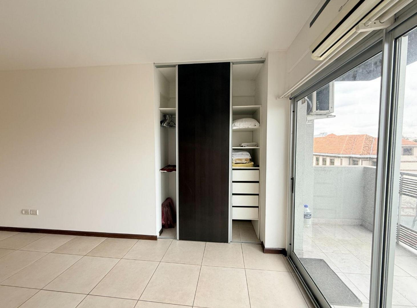 Foto de ALQUILER MONOAMBIENTE LUMINOSO, BALCÓN – FLORESTA, imagen 2