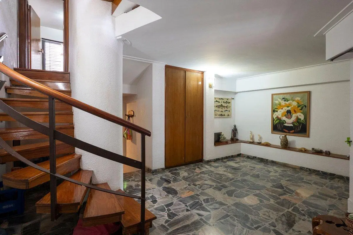 Casa 5 Amb en Venta en Villa del Parque c/ Cochera 3