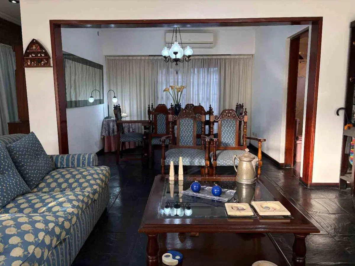 VENTA CASA 4 AMB. LANUS PATIO/TERRAZA/COCHERA 2