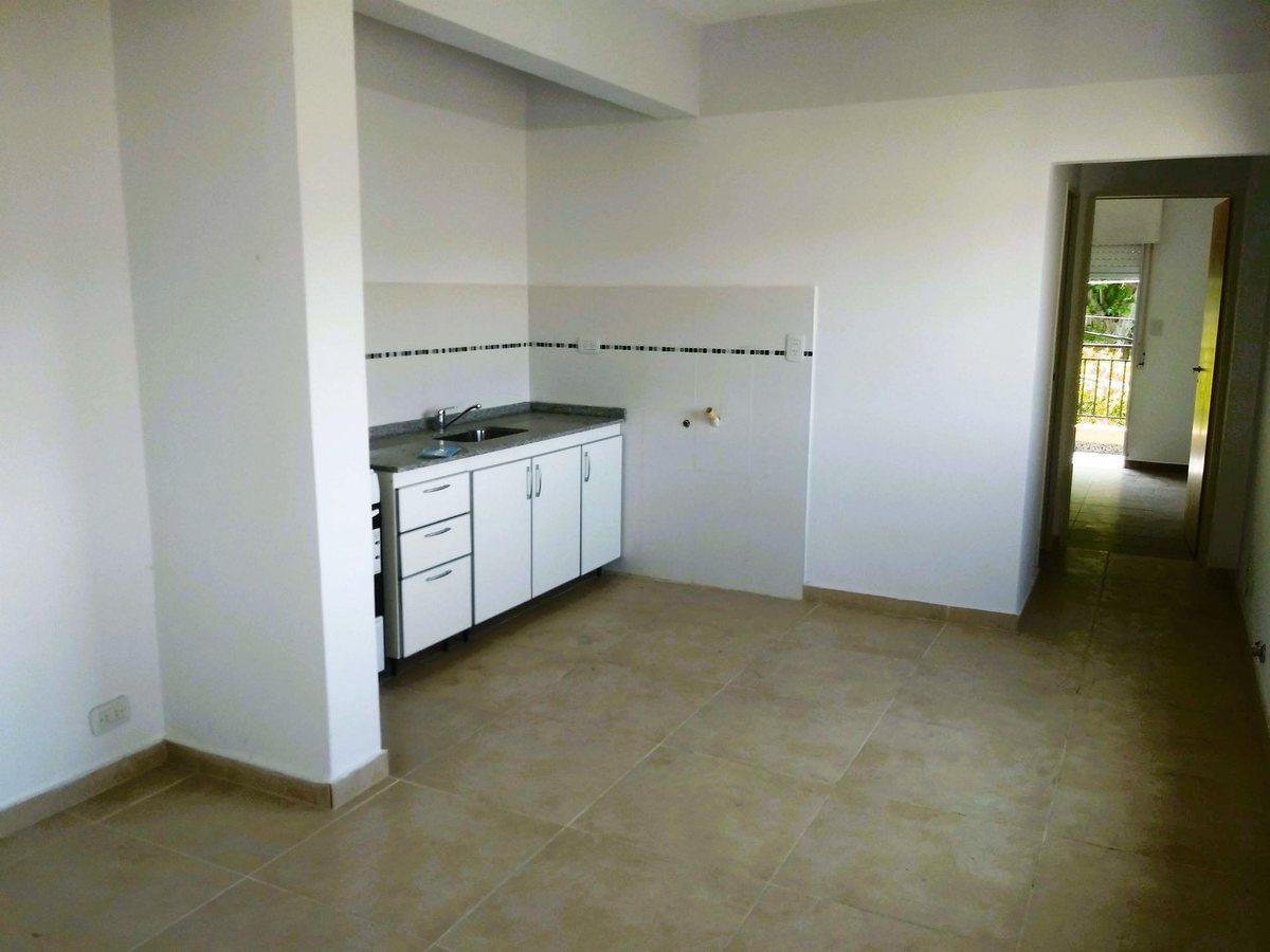 Foto de DEPARTAMENTO 2 AMB VENTA APTO CREDITO V. BALLESTER, imagen 1