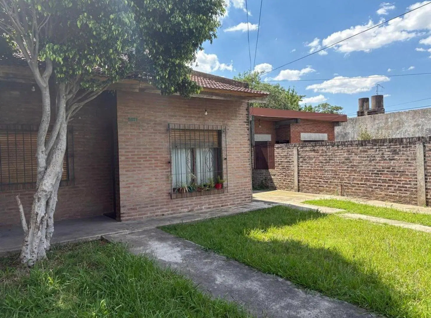 Venta casa lote propio 5 amb Isidro Casanova 5