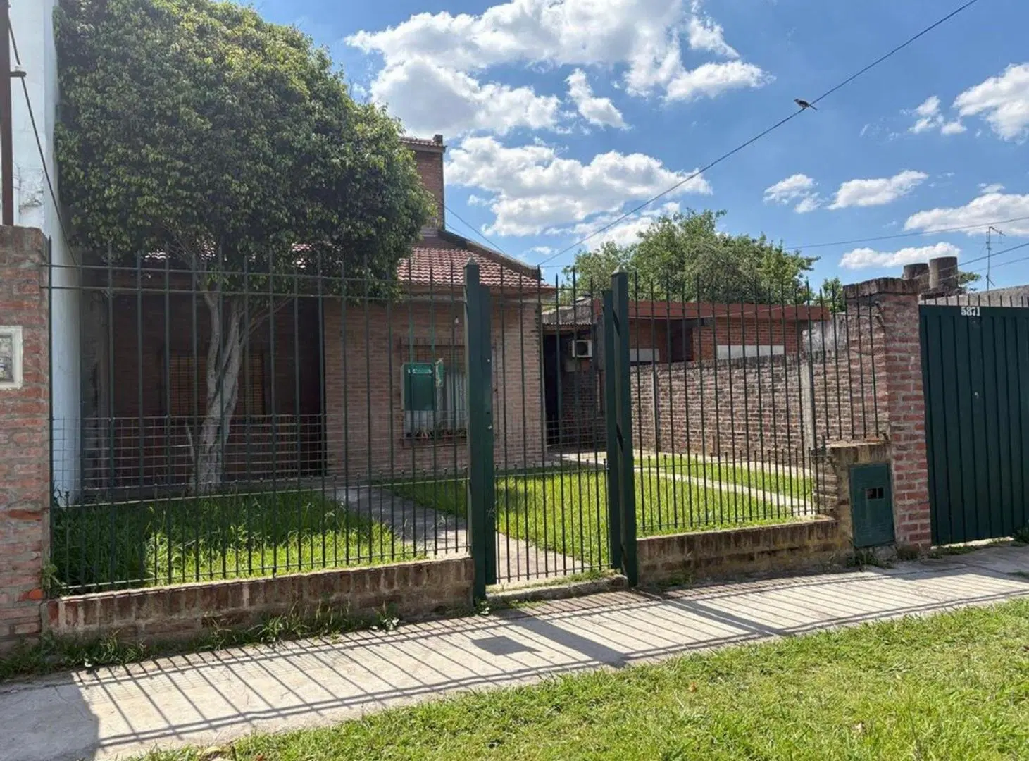 Venta casa lote propio 5 amb Isidro Casanova 4