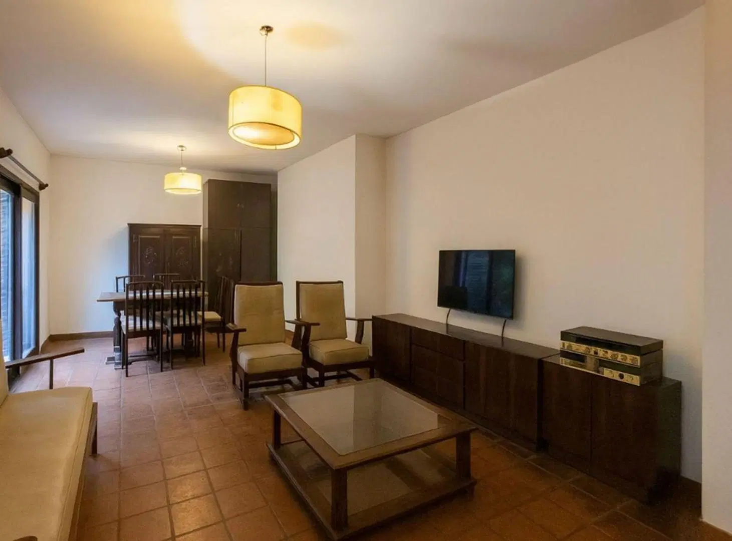 Venta casa 4 ambientes Hurlingham golf A.credito 4