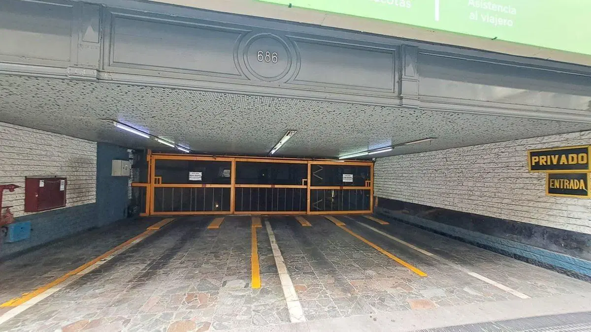 VENTA COCHERA RETIRO SEGURIDAD 24HS OPORTUNIDAD 2