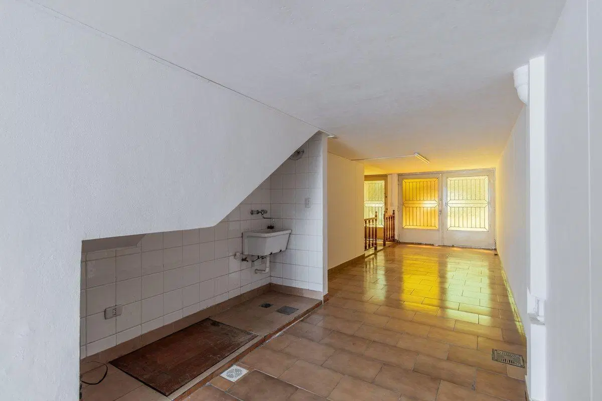 PH  triplex. Venta. Permuta. Floresta.Apto Crédito 4