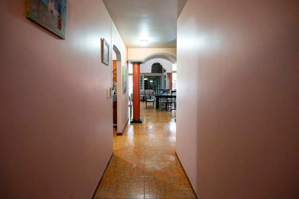 CASA  VENTA LOTE PROPIO  VERSALLES. PATIO-QUINCHO 4