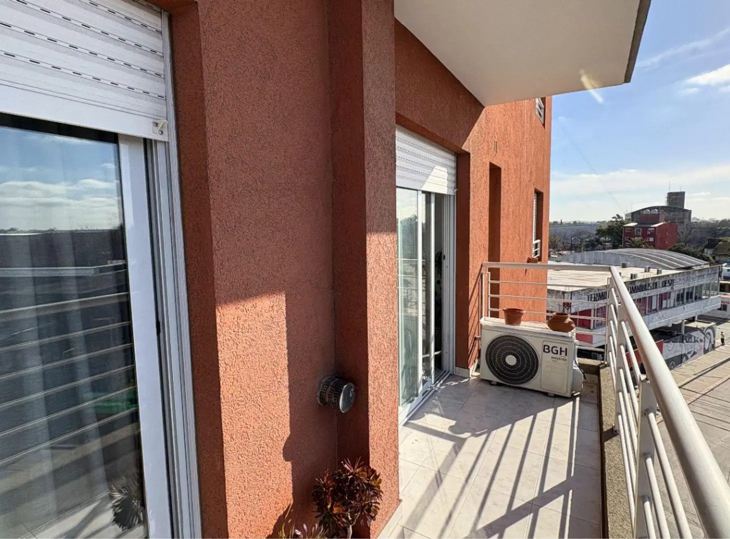 Venta Depto 2 Amb, c/ Balcón - Cochera - Morón 3