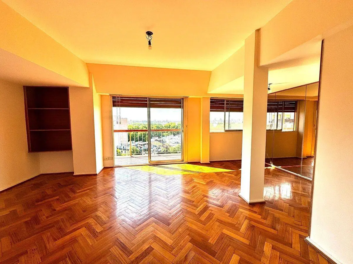 VENTA DPTO 4 AMB C/BALCON VISTA ABIERTA Y PARRILLA 4