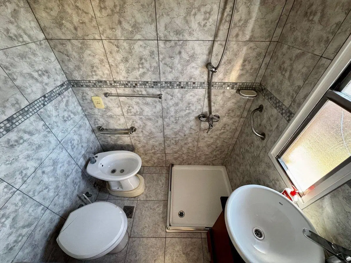 VENTA DPTO 4 AMB C/BALCON VISTA ABIERTA Y PARRILLA 8
