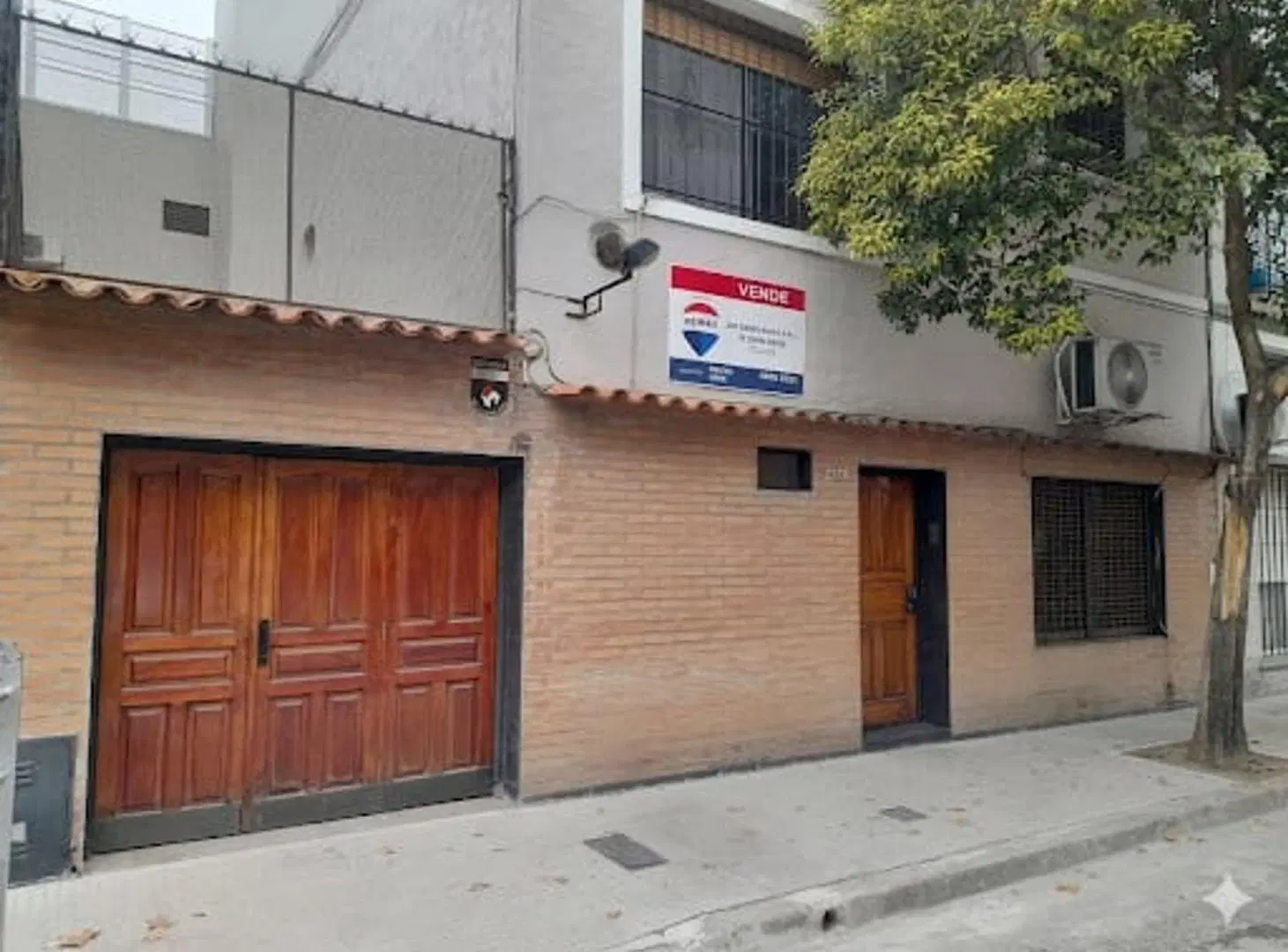 VENTA CASA 4 AMB COCHERA PATIO VILLA DEL PARQUE 3