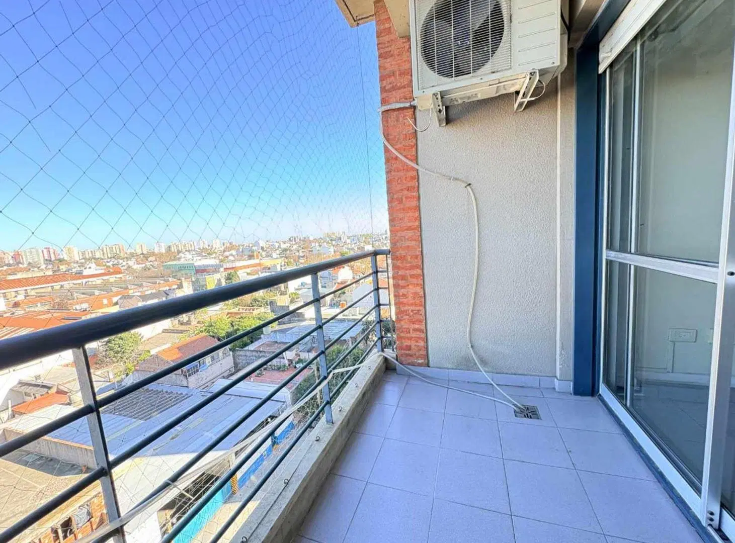 ALQUILER DEPTO. 3 AMB LUGANO CON BALCON 3