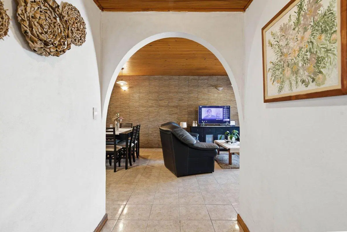 Casa 5 ambientes en venta en Burzaco con jardín 8