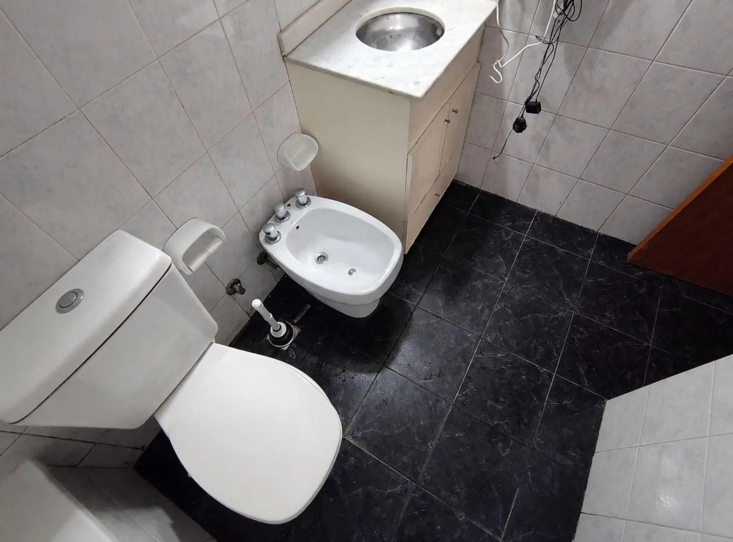DEPARTAMENTO 1 AMB DIVIDIDO VENTA BALCÓN EN FLORES 8