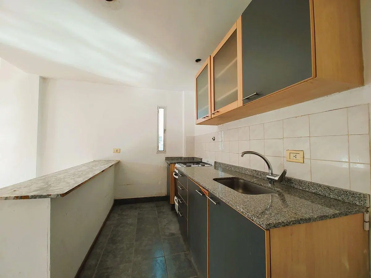 Depto 2 amb en venta San Martin centro con cochera 3