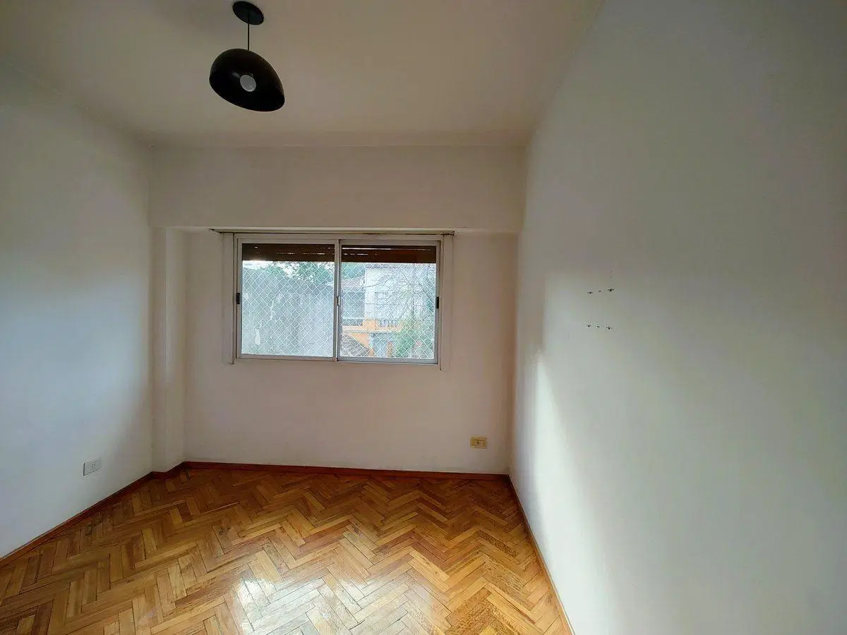 Depto 2 amb en venta San Martin centro con cochera 8