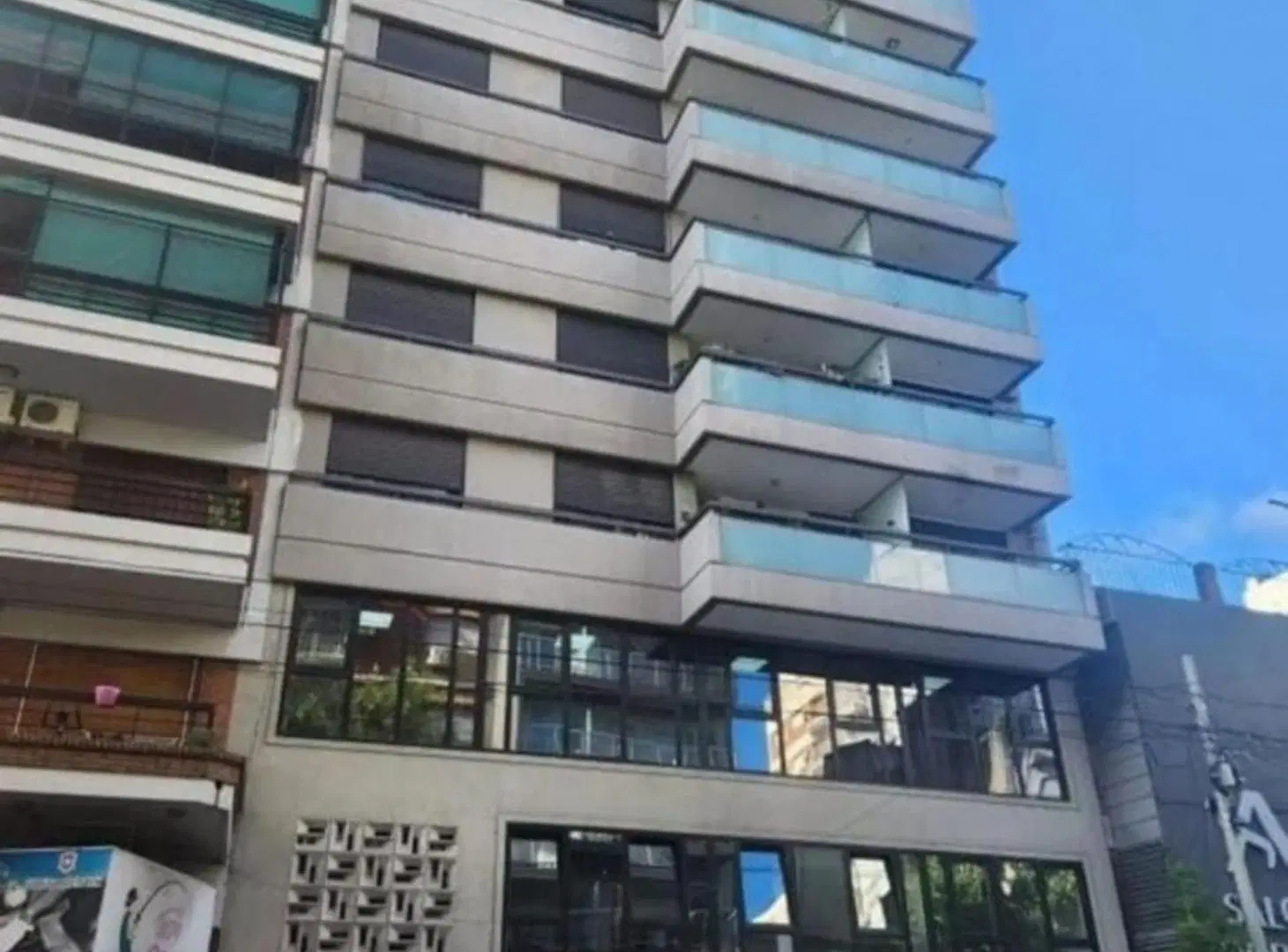 COCHERA FIJA CUBIERTA EN VENTA EN VILLA URQUIZA 5