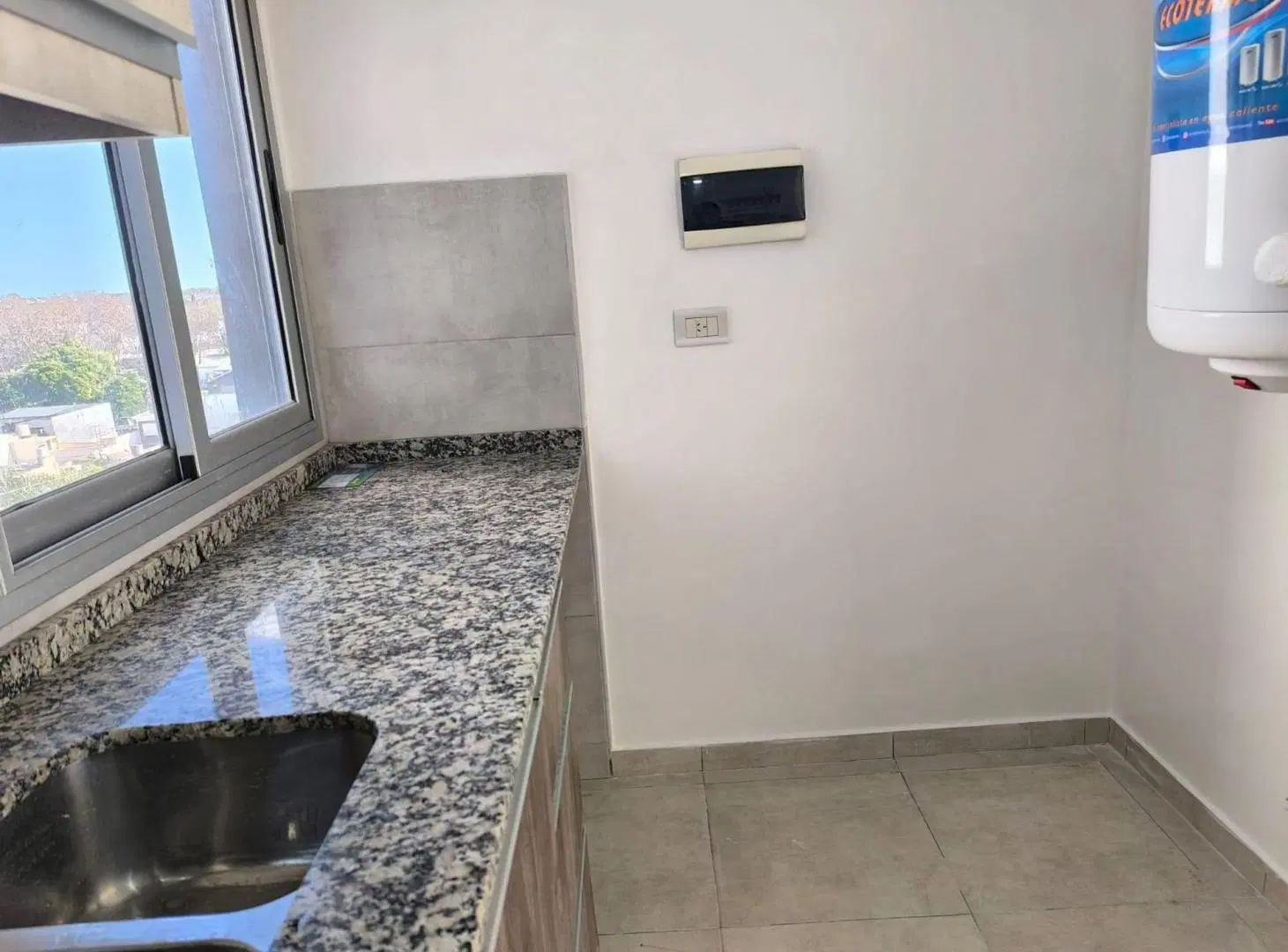 Departamento 2 amb en alquiler Moron - Cochera 8