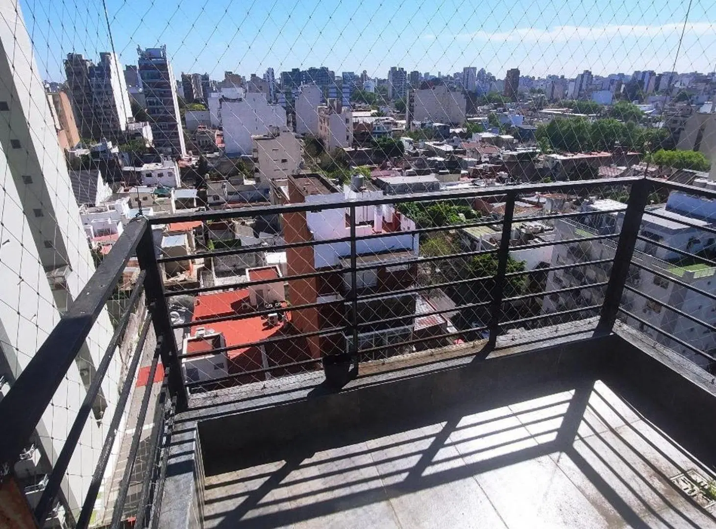 Departamento 2 ambientes c/balcón  y cochera Boedo 5