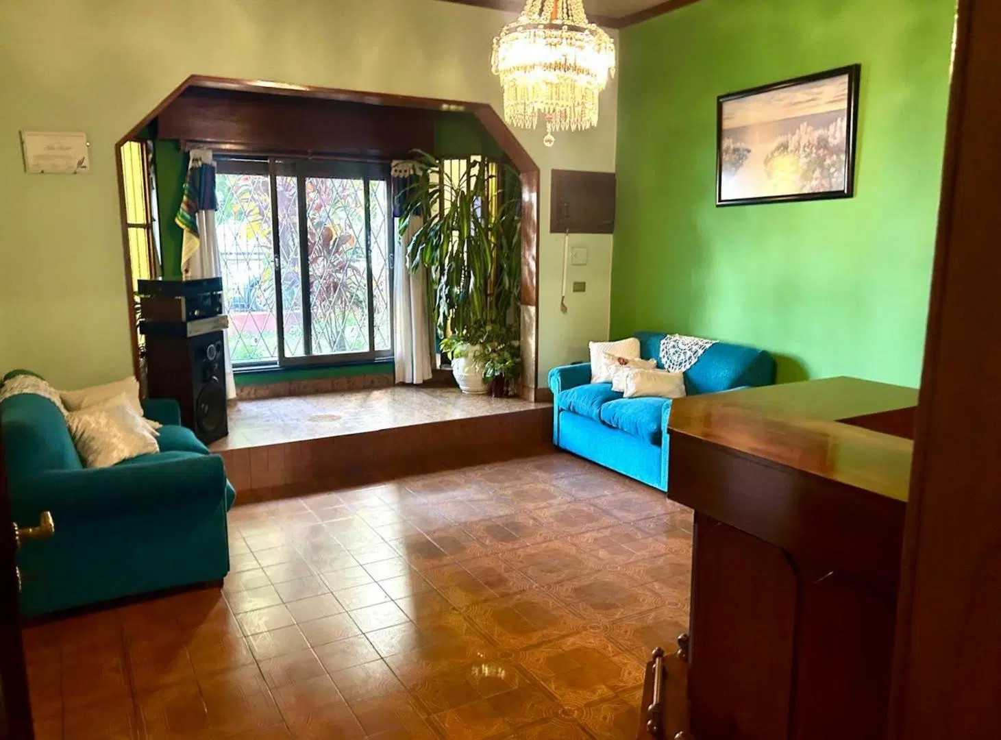 VENTA CASA 4 AMB. C/ QUINCHO PATIO TERRAZA COCHERA 3