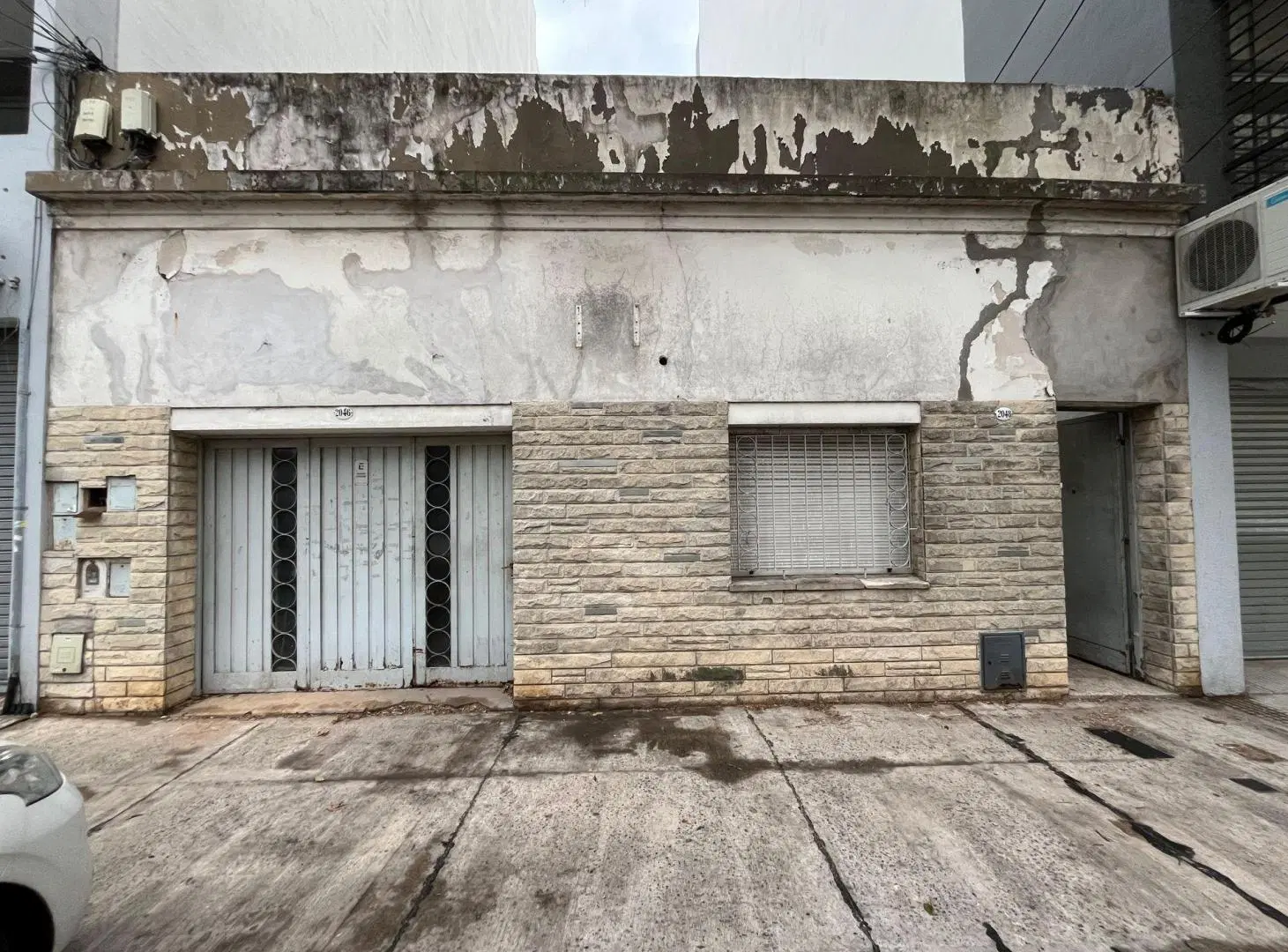 VENTA 4 PH EN BLOCK EN MONTECASTRO A REFACCIONAR 2